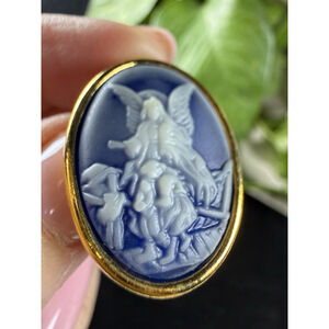 Vintage Blue Cameo Guardian Angel With Children Pin Tie Back BEAUTIFUL